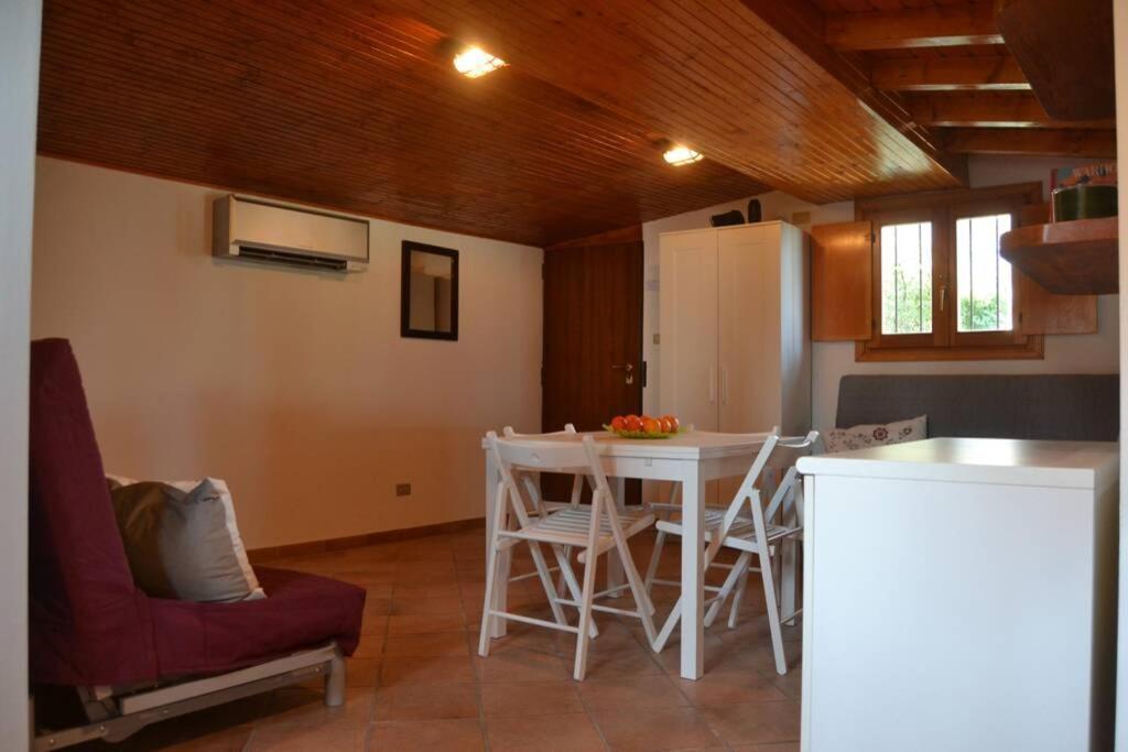 Como Lakeside Cottage - Lakefront Private Garden With Private Access To The Lake Onno Exteriér fotografie