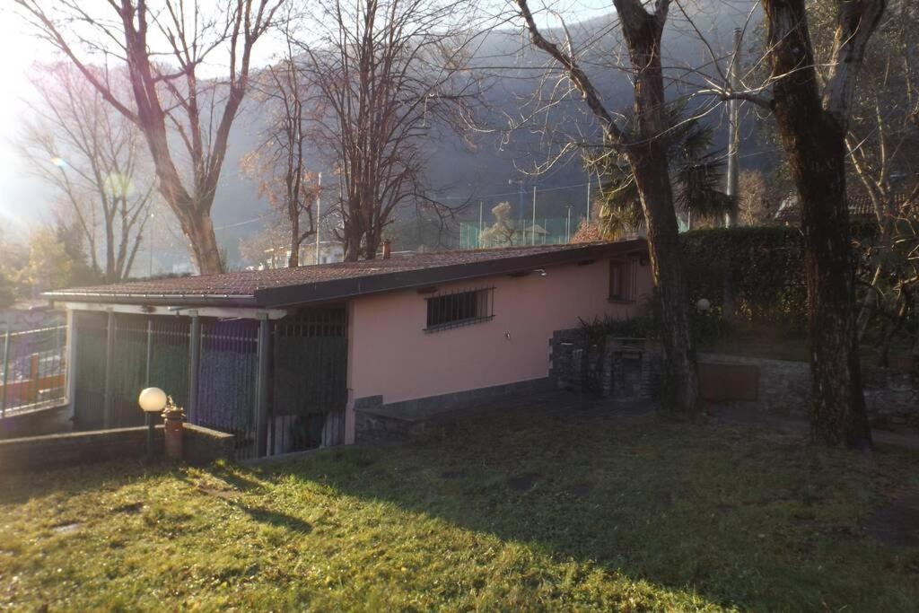 Como Lakeside Cottage - Lakefront Private Garden With Private Access To The Lake Onno Exteriér fotografie
